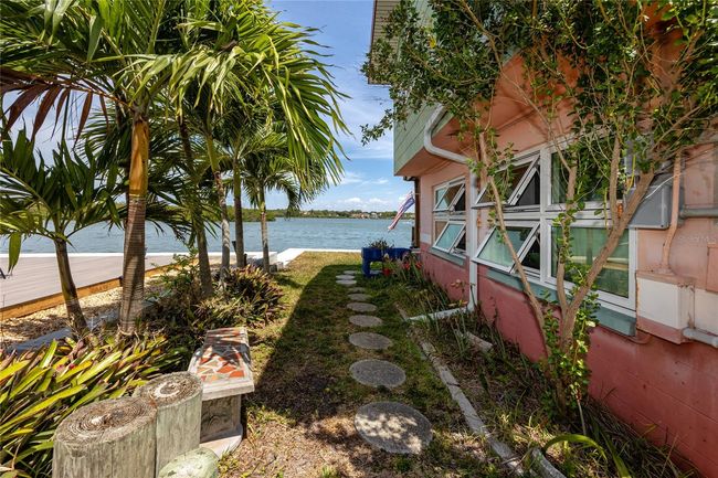 766 182 Nd Ave E, House other with 2 bedrooms, 4 bathrooms and null parking in REDINGTON SHORES FL | Image 19