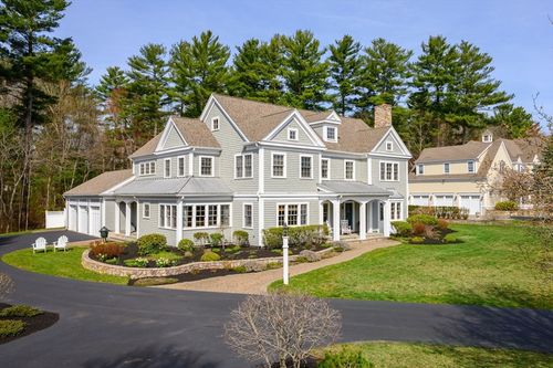 15 Saddle Ln, Hanover, MA, 02339-2762 | Card Image