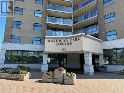 405 Waverly St, Thunder Bay, ON, P7B1B8 | Card Image