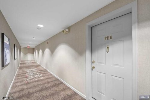 ph6-406 Jefferson Ct, Edgewater, NJ, 07020-1650 | Card Image