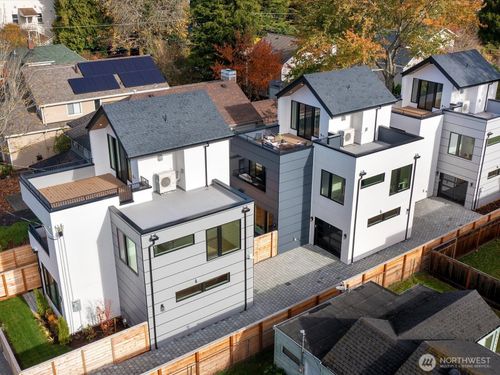 b-8750 13th Ave Nw, Seattle, WA, 98117-3403 | Card Image