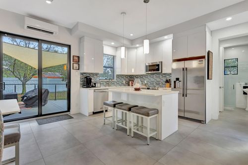 93-93 S Cortez Drive Circle R, Margate, FL, 33068-1979 | Card Image