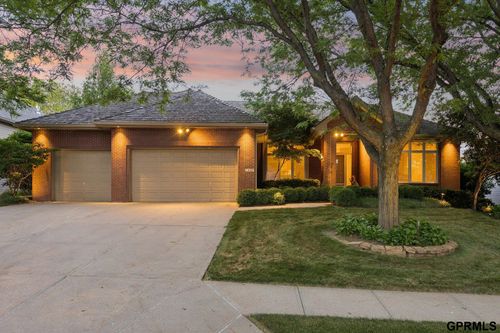 1427 N 133rd St, Omaha, NE, 68154-5289 | Card Image