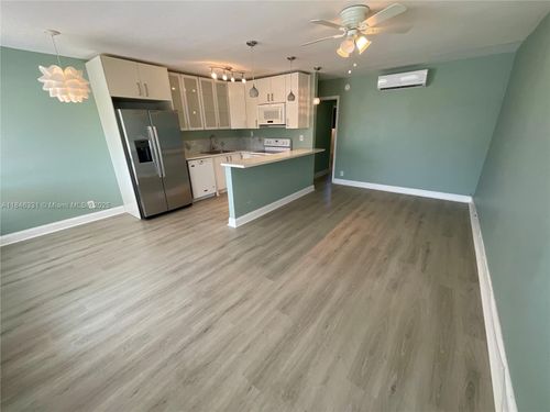 207c-2716 Ne 30th Pl, Fort Lauderdale, FL, 33306-1789 | Card Image