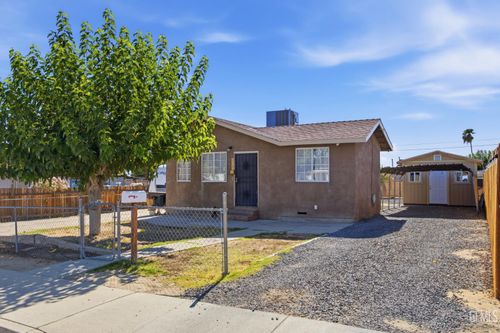 316 S 8th St, Taft, CA, 93268-3445 | Card Image
