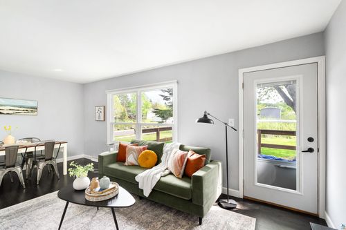 431-431 Kelly Cir, Duluth, MN, 55811-5912 | Card Image