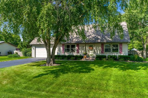 11748 Cedarbrook Rd, Roscoe, IL, 61073-7728 | Card Image