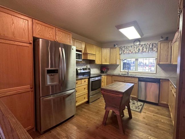 904 Argue Drive, Home with 3 bedrooms, 2 bathrooms and 4 parking in Hanna AB | Image 15