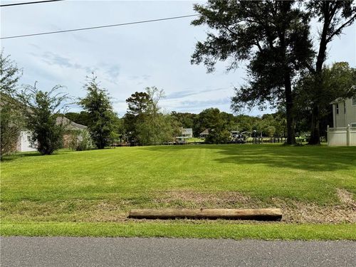13322 Bayou Terrace Dr, Saint Amant, LA, 70774-3822 | Card Image