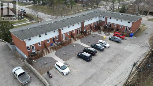 1006 Kenwood Avenue, Sarnia, ON, N7V3S3 | Card Image