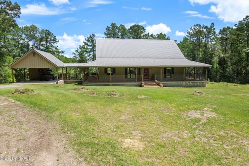 127 Ashe Rd, Poplarville, MS, 39470-8424 | Card Image