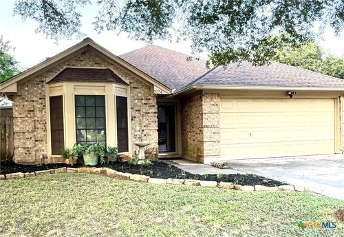 324 Spur Dr, Victoria, TX, 77904-3220 | Card Image