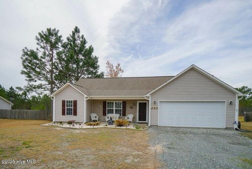 240 Folkstone Rd, Holly Ridge, NC, 28445-7546 | Card Image