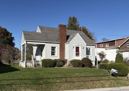10 Orchard Lane, Wheeling, WV, 26003 | Card Image