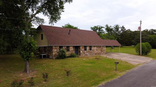 111 Belinda Ln, Beebe, AR, 72012-9690 | Card Image