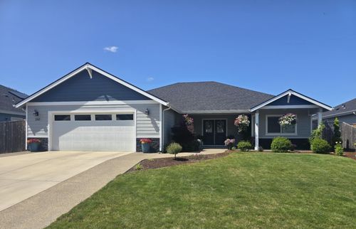 260 Pomeroy View Dr, Cave Junction, OR, 97523-0197 | Card Image