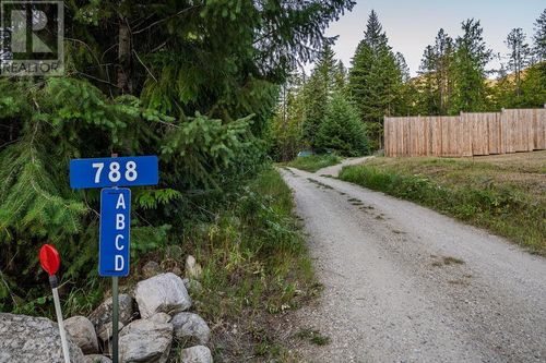 788 Lewis Rd, Nelson, BC, V1L6P7 | Card Image
