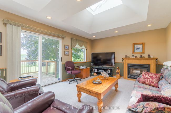 857 3 Rd Line, House other with 3 bedrooms, 2 bathrooms and 6 parking in Otonabee South Monaghan ON | Image 16