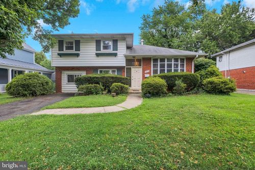 8613 Hartsdale Ave, BETHESDA, MD, 20817-3619 | Card Image