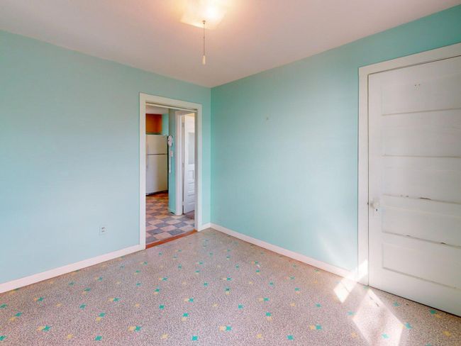101 Niantic River Rd, House other with 4 bedrooms, 2 bathrooms and 3 parking in Waterford CT | Image 18