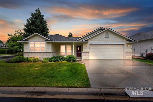 3351 W Monessen Ln, Meridian, ID, 83646-8319 | Card Image