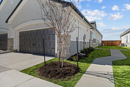 unit-432-476 Suffield Dr, Buda, TX, 78610-1030 | Card Image