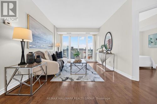 1405-200 Rideau St, Ottawa, ON, K1N5Y1 | Card Image