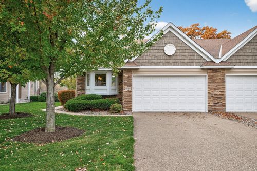 8718 Ghia St Ne, Circle Pines, MN, 55014-1810 | Card Image