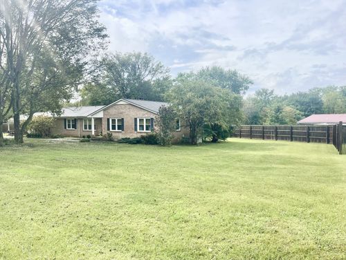 977 Galloway St, Lewisburg, TN, 37091-3815 | Card Image