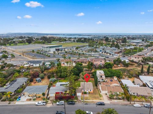 3816 Tomahawk Ln, San Diego, CA, 92117-5851 | Card Image