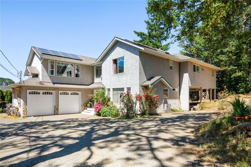 4202 Quadra St, Saanich, BC, V8X1L4 | Card Image