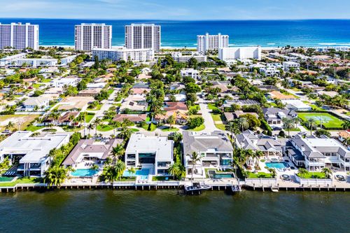 2920 Spanish River Rd, Boca Raton, FL, 33432-8137 | Card Image