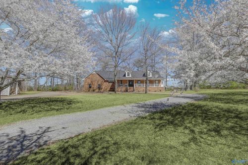 2280 Solitude Rd, Albertville, AL, 35950-5402 | Card Image