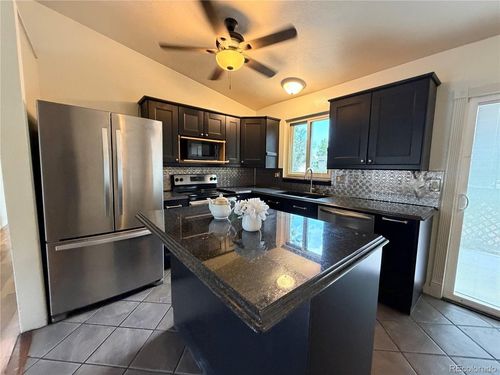 3815 S Pitkin Cir, Aurora, CO, 80013 | Card Image