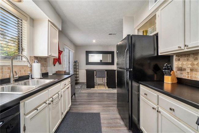 802 Cedar Chase Cir Ne, Townhouse with 2 bedrooms, 3 bathrooms and 2 parking in Atlanta GA | Image 13