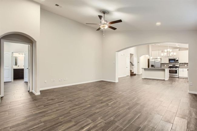 Living Room | Image 14