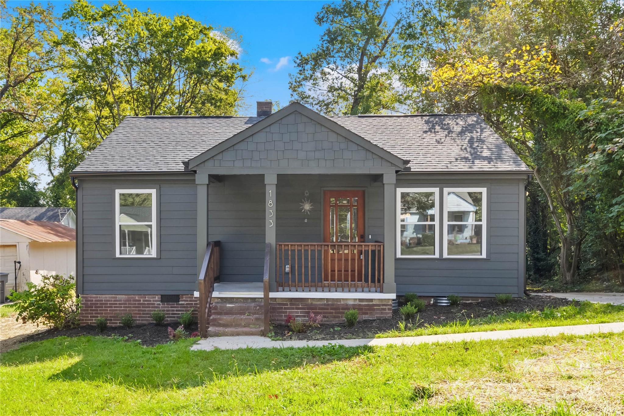 Garibaldi Ave, Charlotte, NC 28208