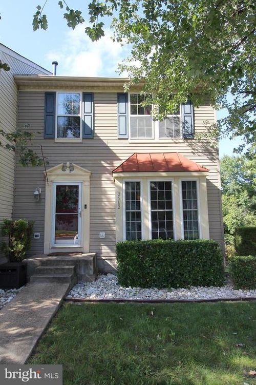 2562 Sylvan Moor Ln, WOODBRIDGE, VA, 22191-6327 | Card Image