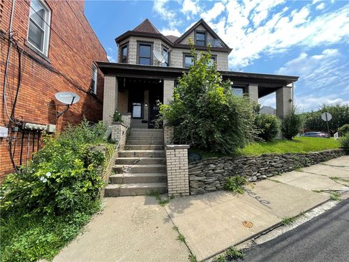 2-122 Dinsmore Ave, Crafton, PA, 15205-2952 | Card Image