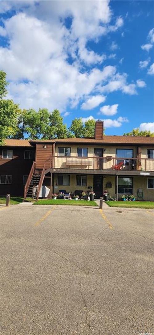 202b-1350 Gordon Rd, Moose Jaw, SK, S6H7R9 | Card Image