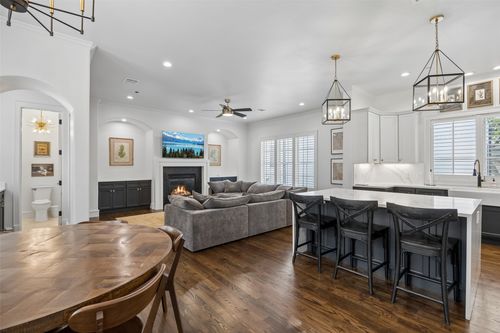 c-3827 Holland Ave, Dallas, TX, 75219-4532 | Card Image