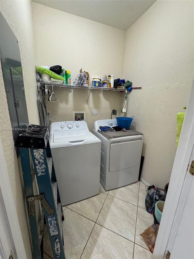 23764 - 23764 Sw 109 Th Ave, Townhouse with 2 bedrooms, 2 bathrooms and null parking in Homestead FL | Image 7