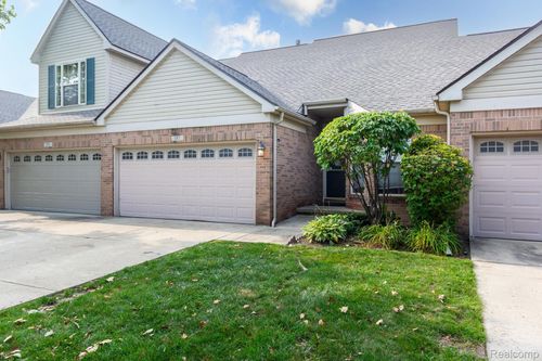157 Carson Dr, Westland, MI, 48185-9654 | Card Image