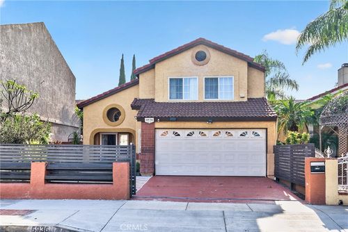 5936 Middleton St, Huntington Park, CA, 90255-2816 | Card Image