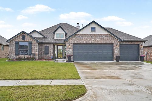 10725 S 277th East Ave, Coweta, OK, 74429-9008 | Card Image