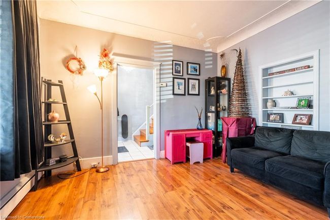 93 E 23 Rd St, House other with 3 bedrooms, 1 bathrooms and 2 parking in Hamilton ON | Image 9