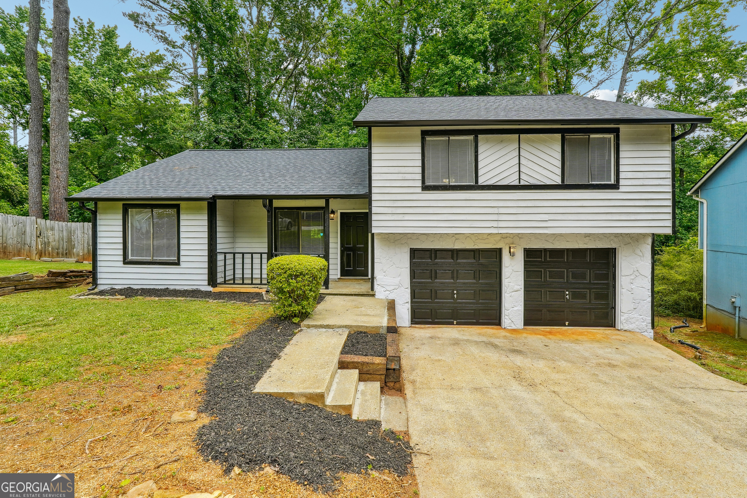 Lake Drive Ter, Stone Mountain, GA 30088