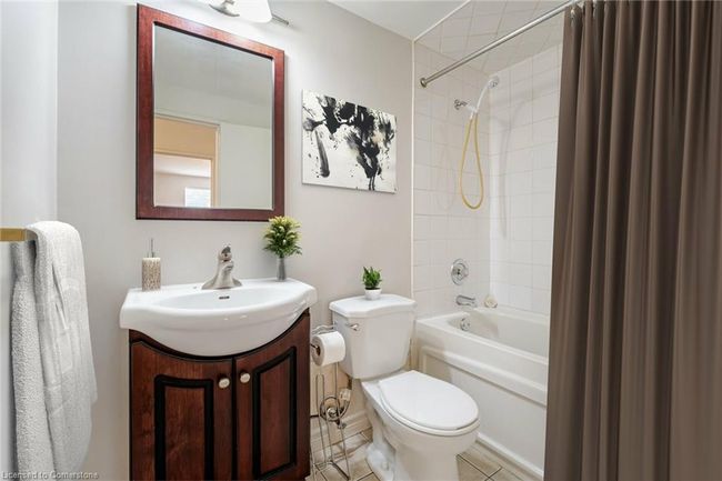 101 - 81 Charlton Ave E, House attached with 2 bedrooms, 1 bathrooms and 1 parking in Hamilton ON | Image 23