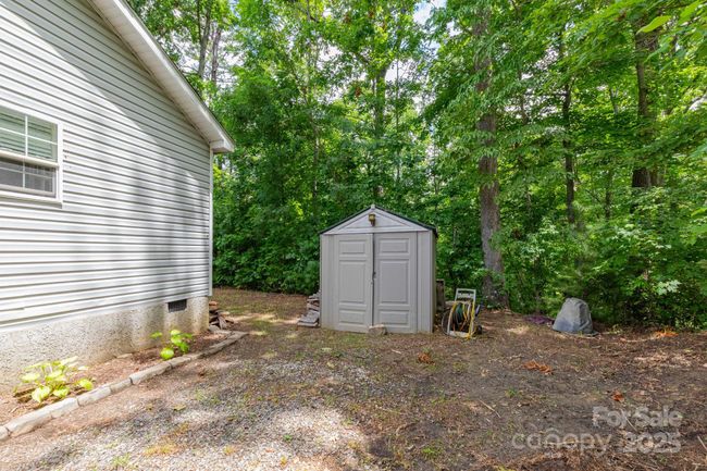 16 Rusty Clay Rdg, House other with 3 bedrooms, 2 bathrooms and null parking in Fairview NC | Image 7