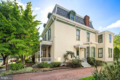 204 Washington Ave, NEWTOWN, PA, 18940-1942 | Card Image